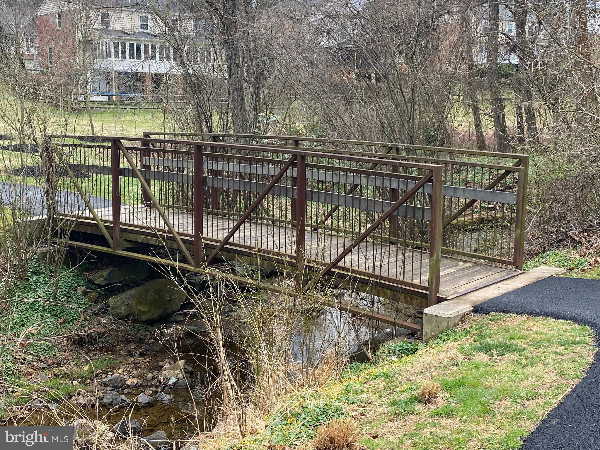 FALLSMEAD - Residential