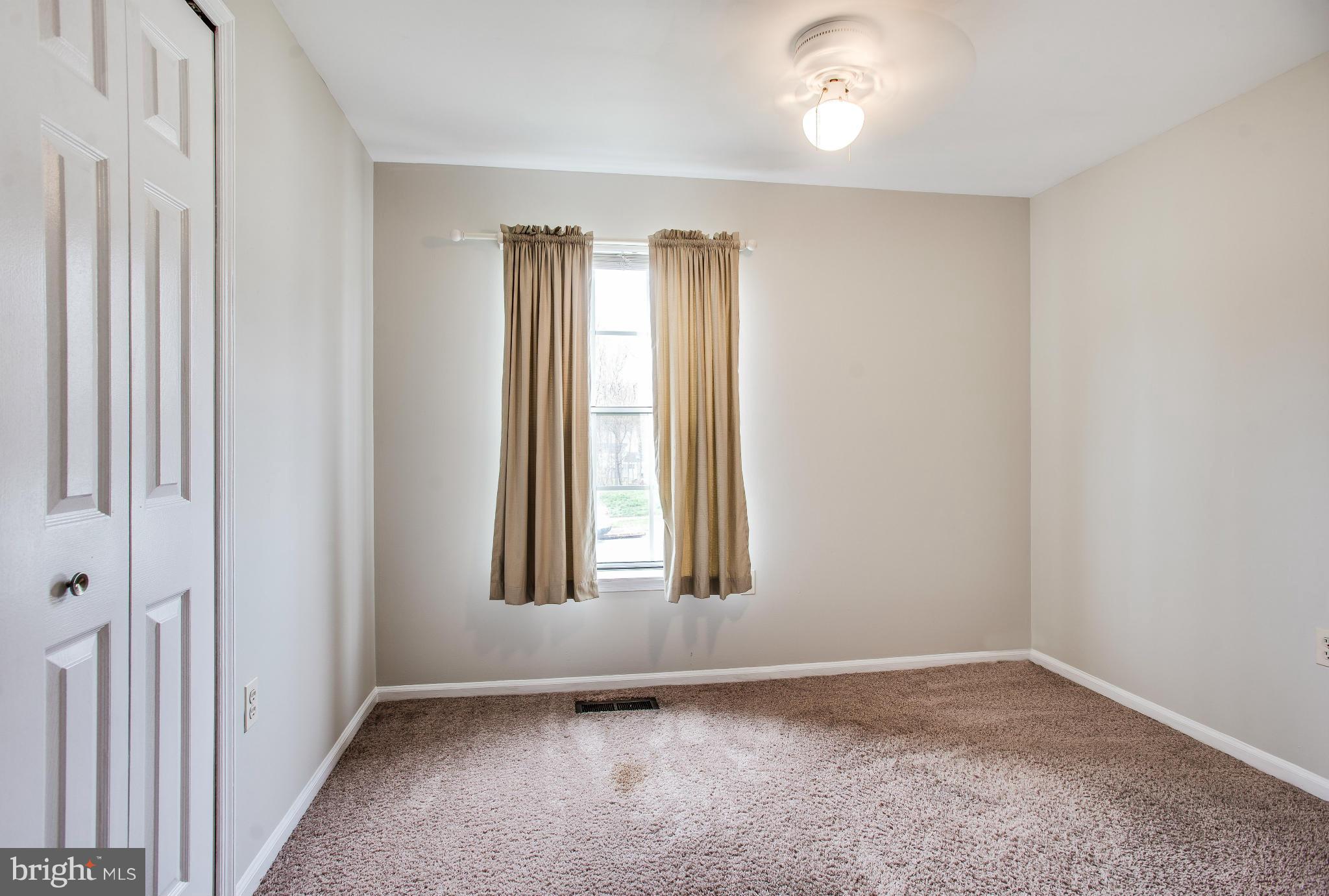 MONTPELIER WOODS - Residential Lease