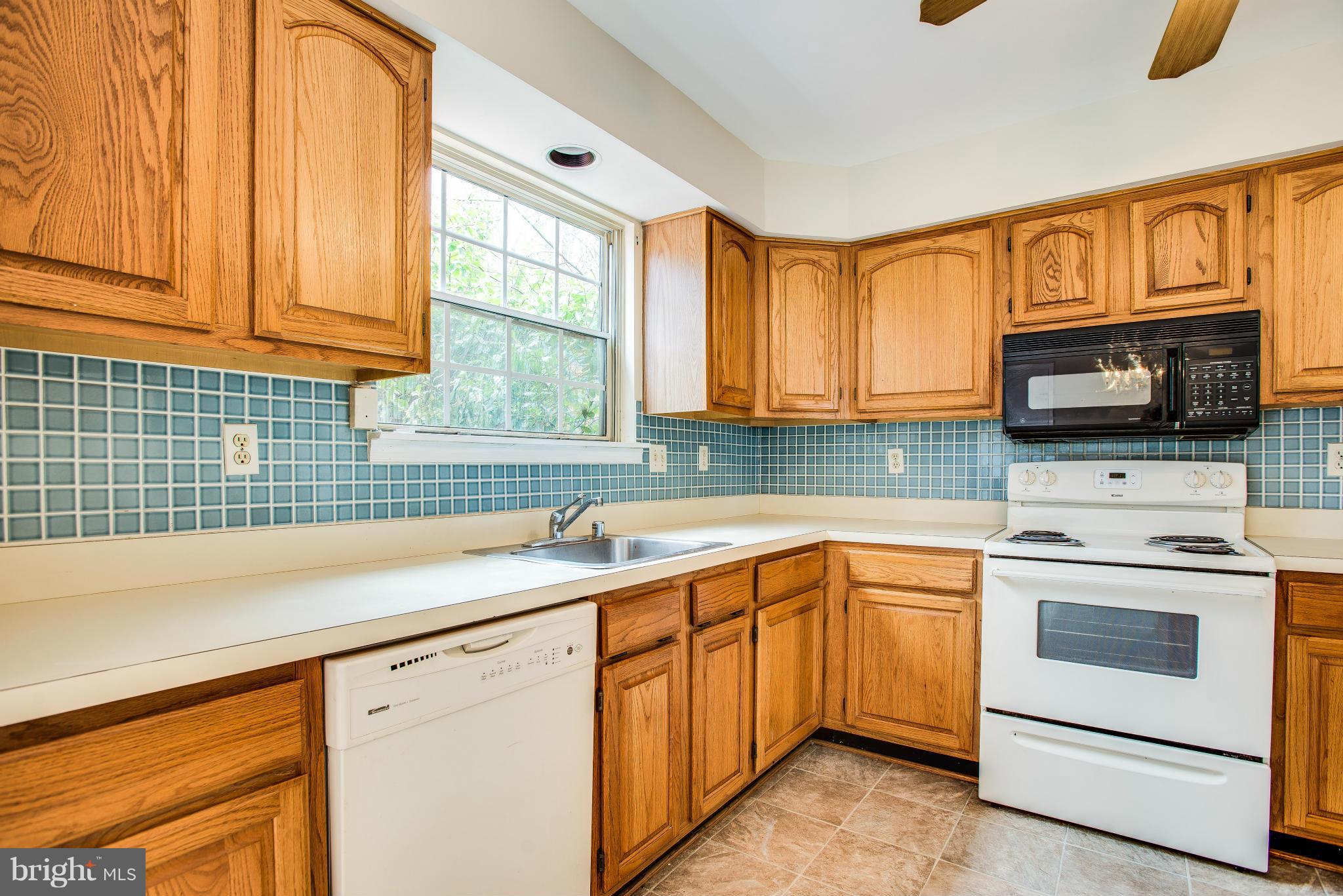 MONTPELIER WOODS - Residential Lease