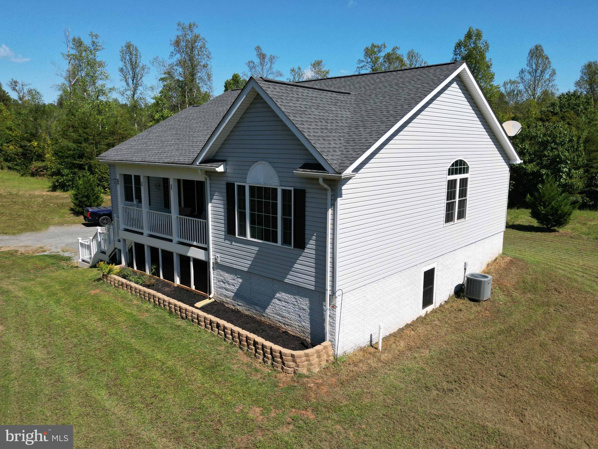 TALL OAKS - Residential