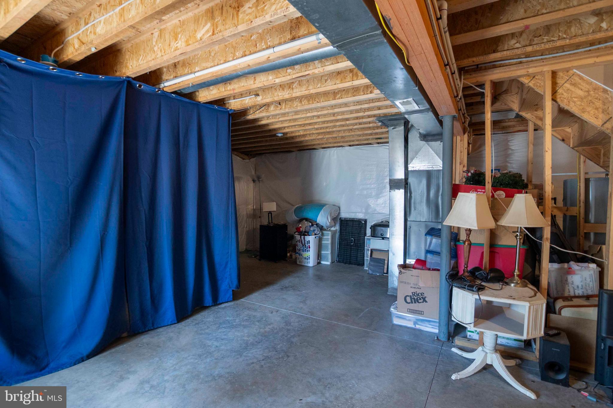 TALL OAKS - Residential