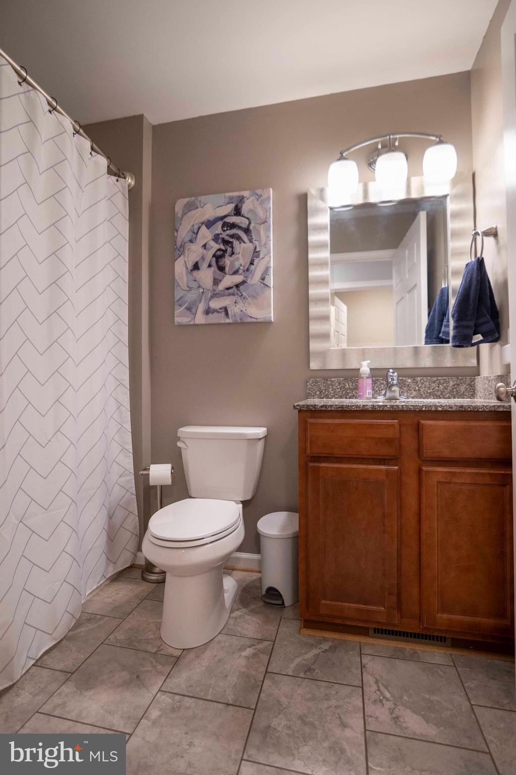 TALL OAKS - Residential