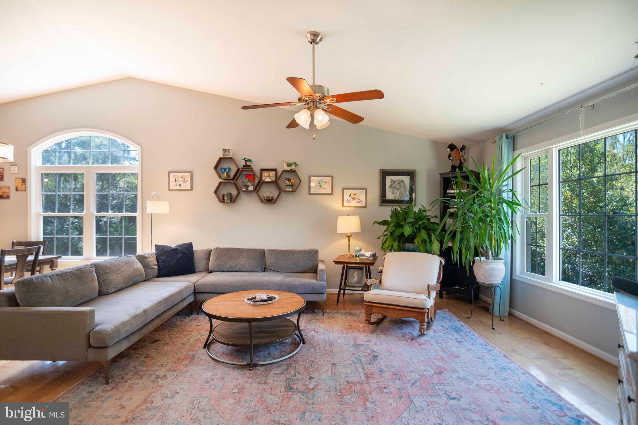 TALL OAKS - Residential