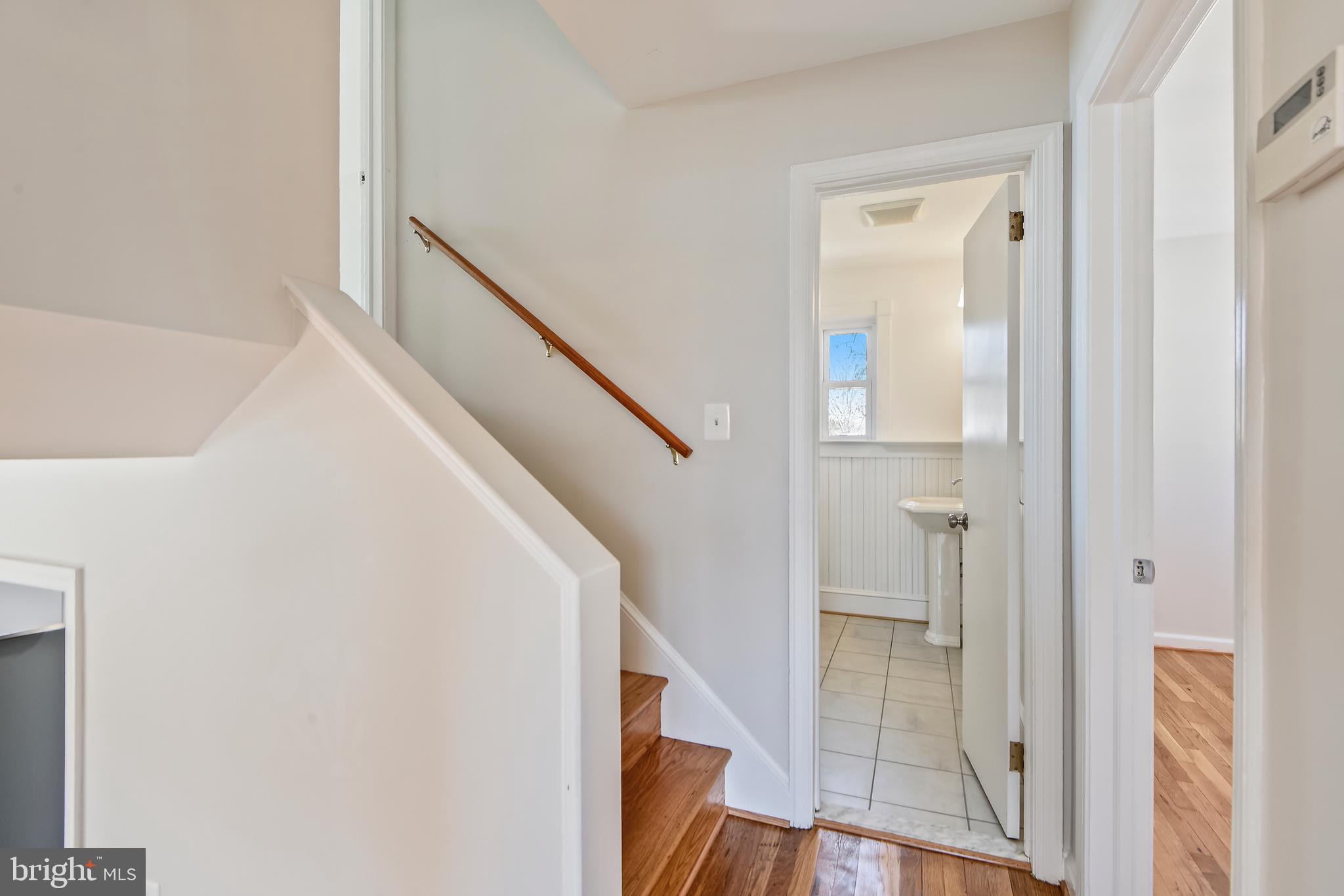 LYNBROOK - Residential