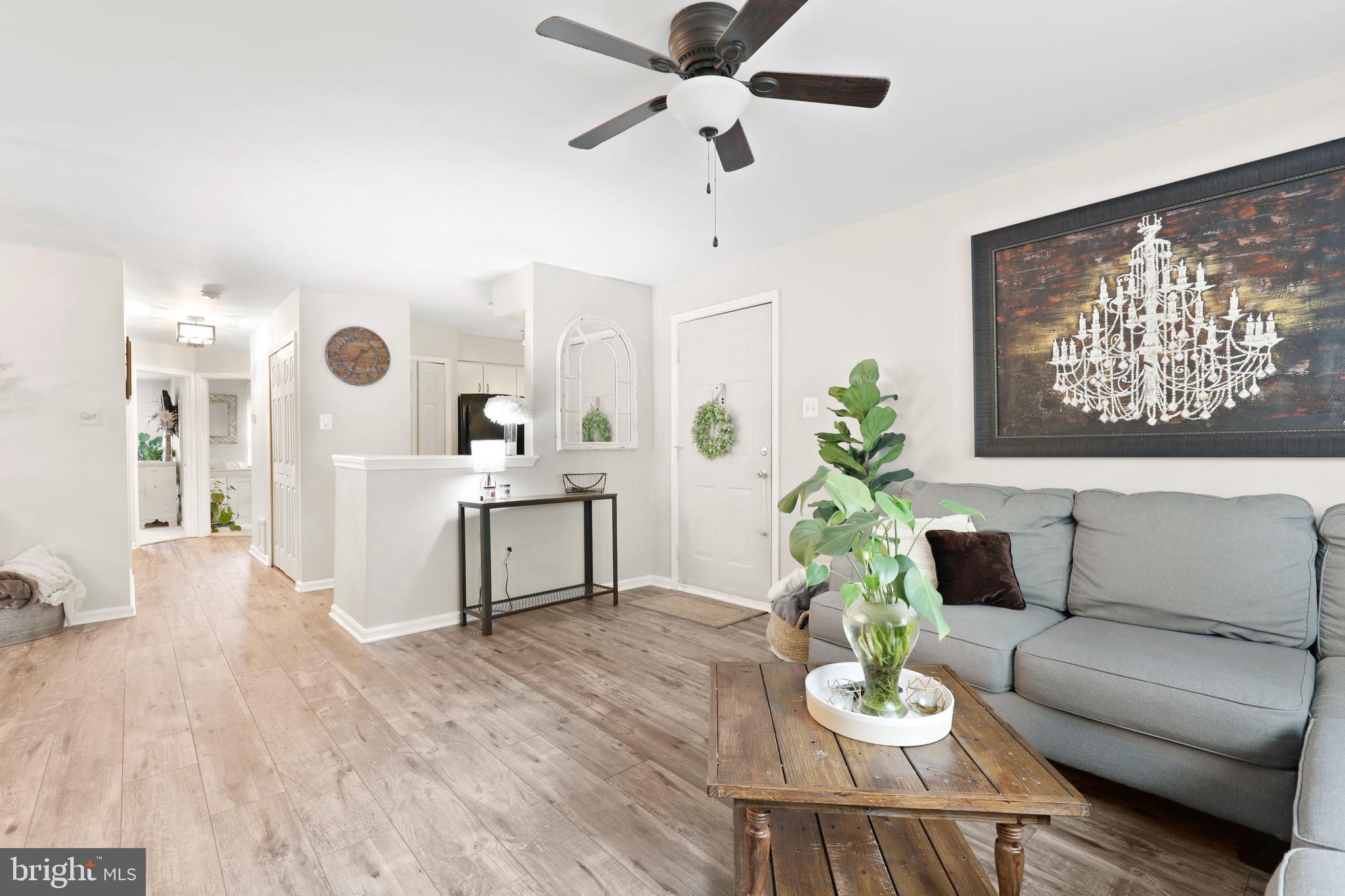 RIVERCHASE CONDOS - Residential