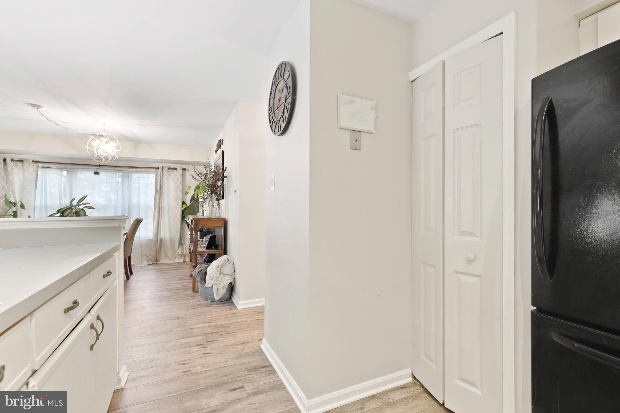 RIVERCHASE CONDOS - Residential