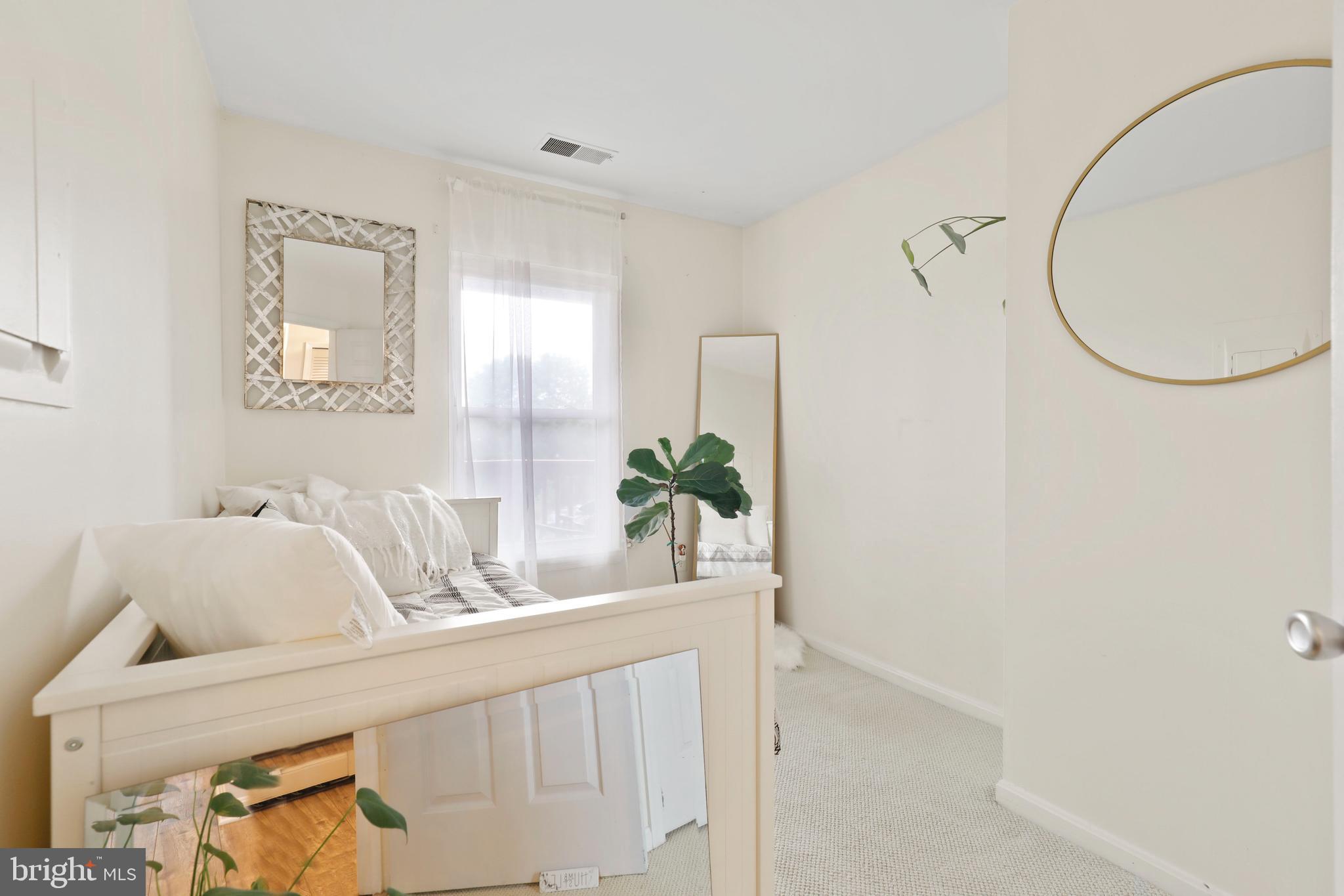 RIVERCHASE CONDOS - Residential