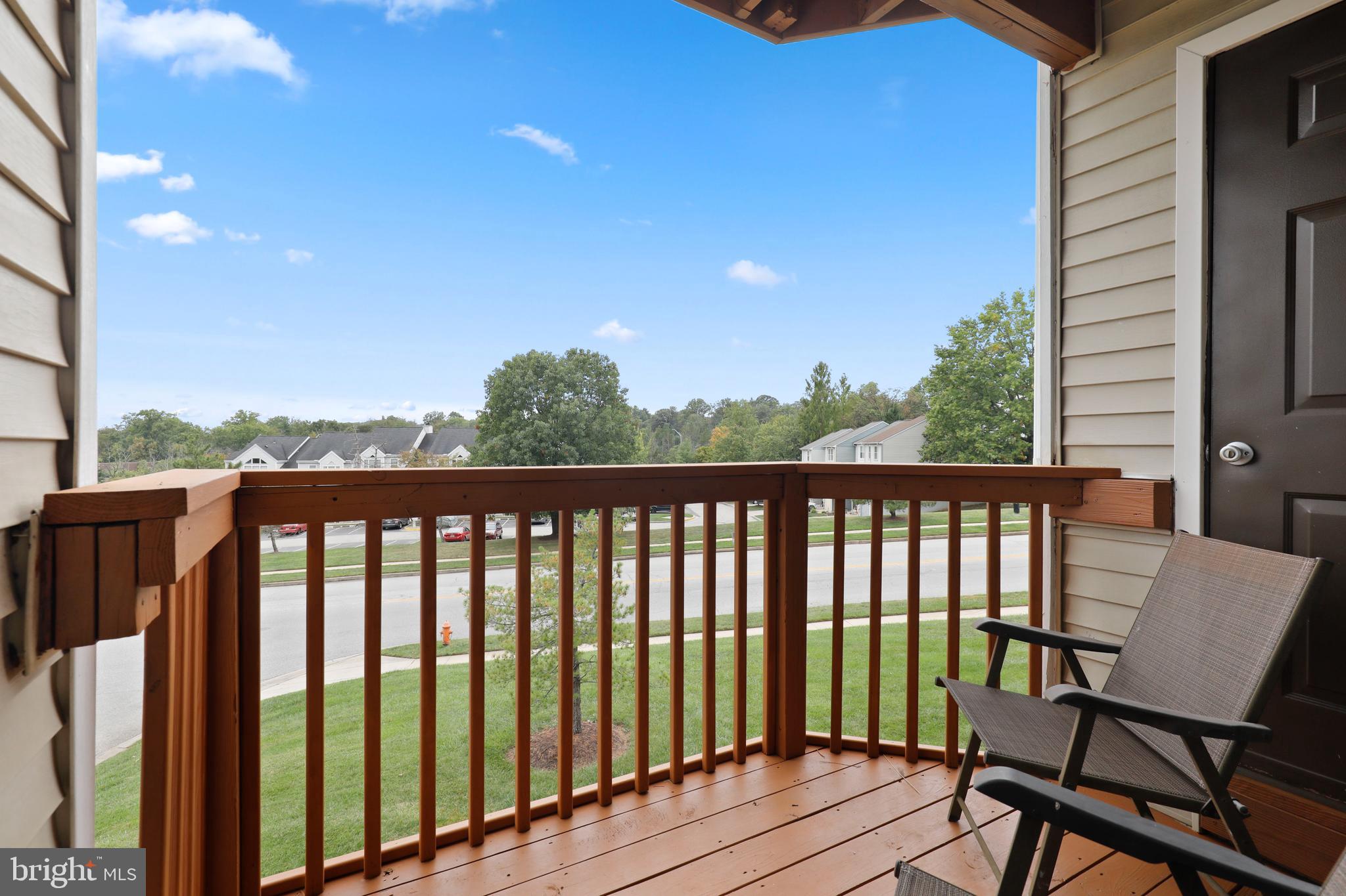 RIVERCHASE CONDOS - Residential