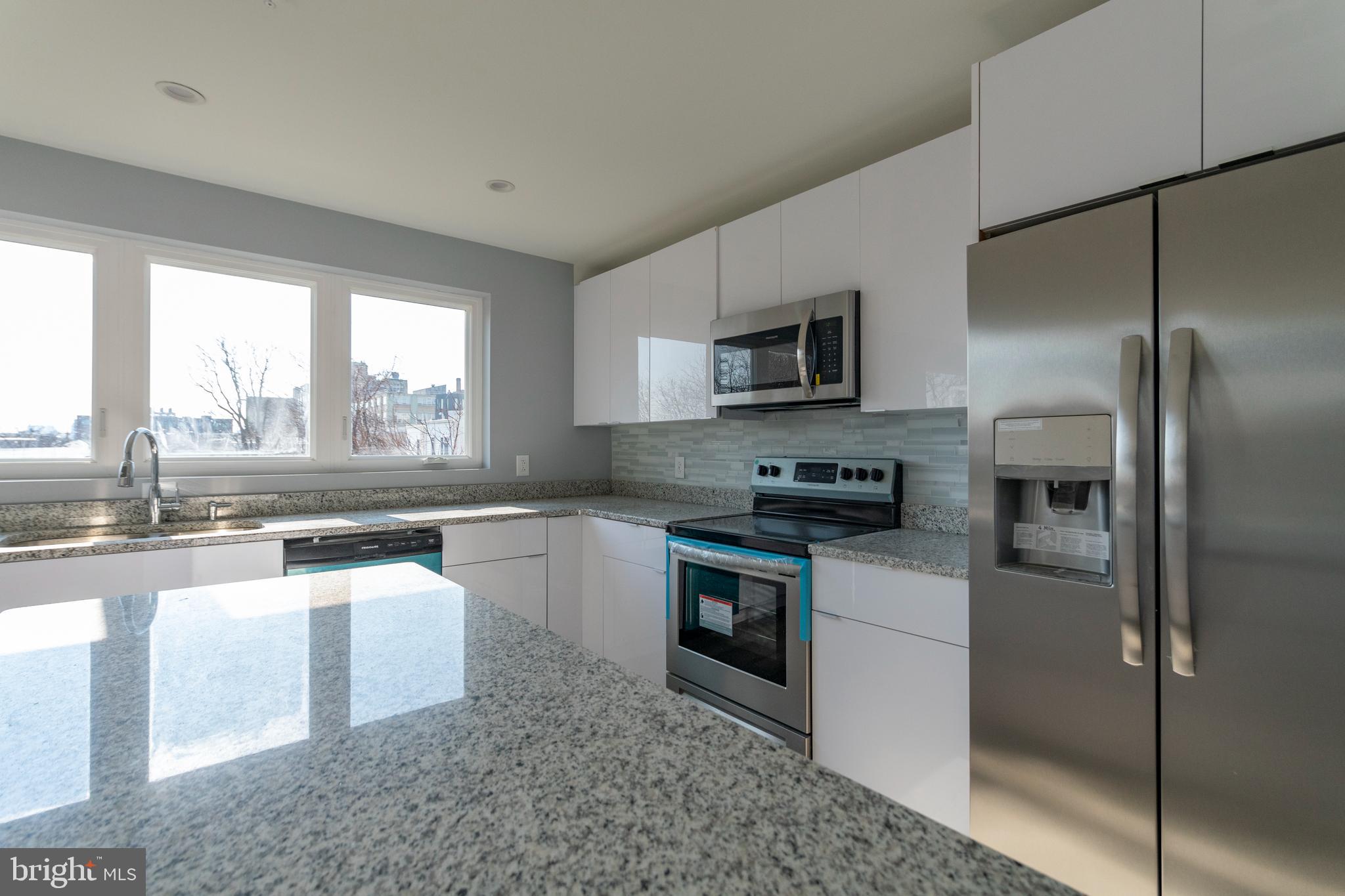 TEMPLE UNIVERSITY - Residential Lease