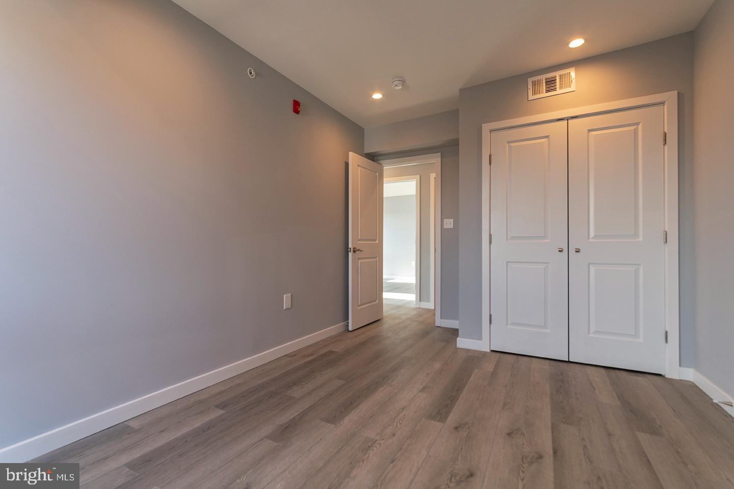 TEMPLE UNIVERSITY - Residential Lease