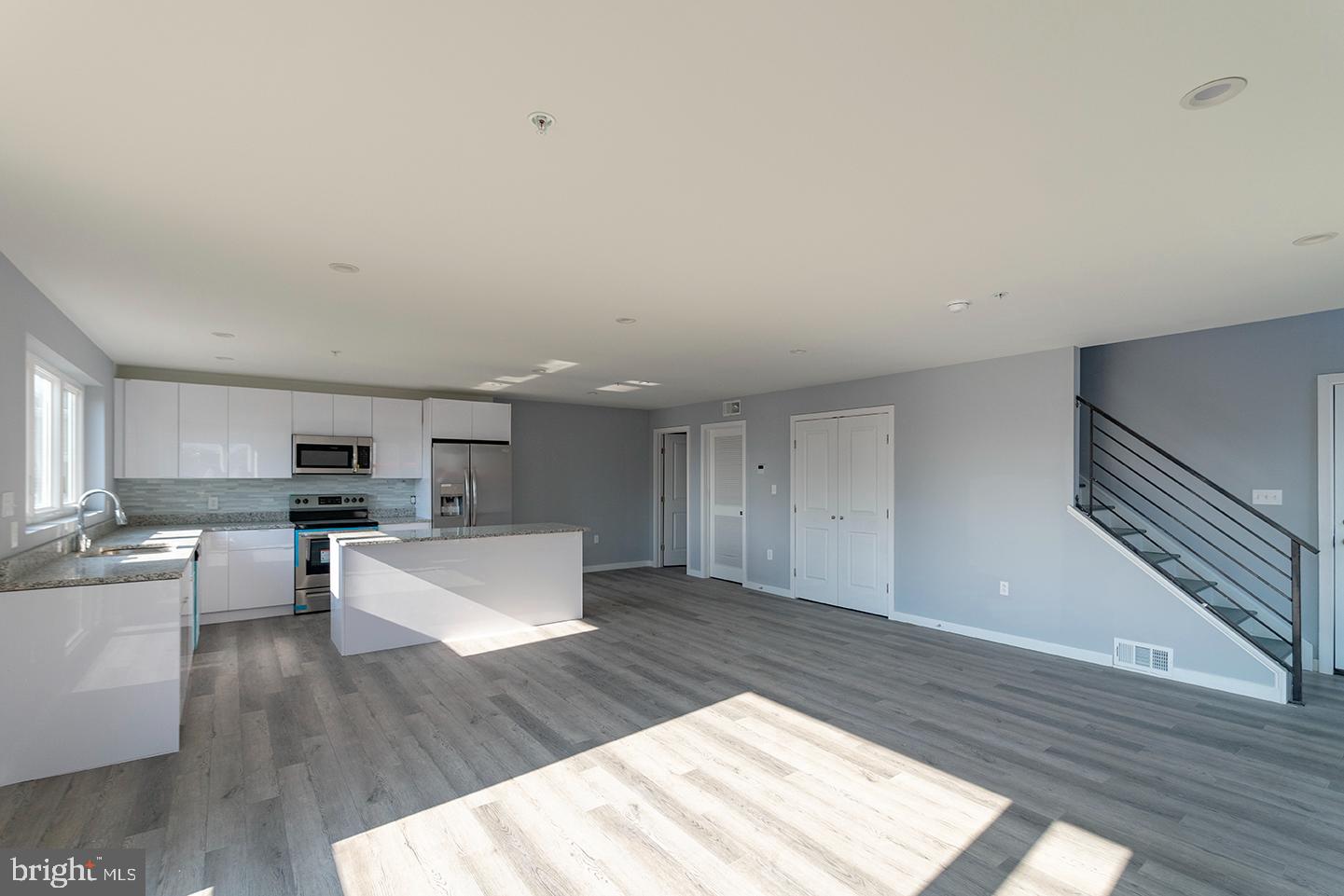 TEMPLE UNIVERSITY - Residential Lease