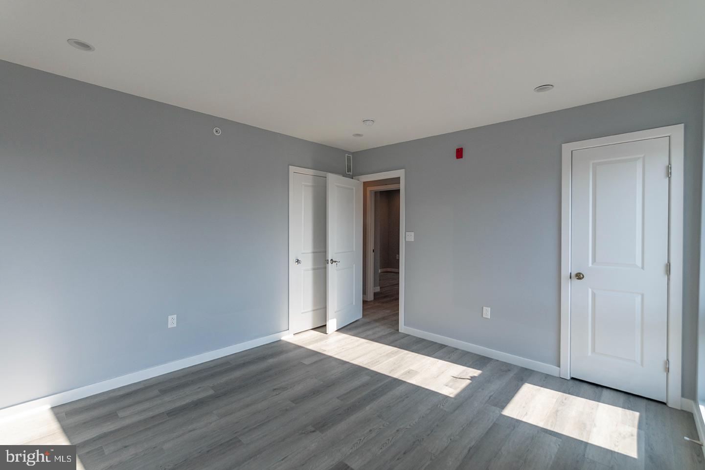 TEMPLE UNIVERSITY - Residential Lease