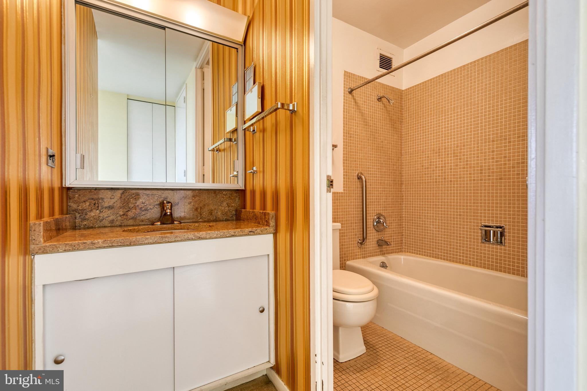 TUSCANY-CANTERBURY - Residential