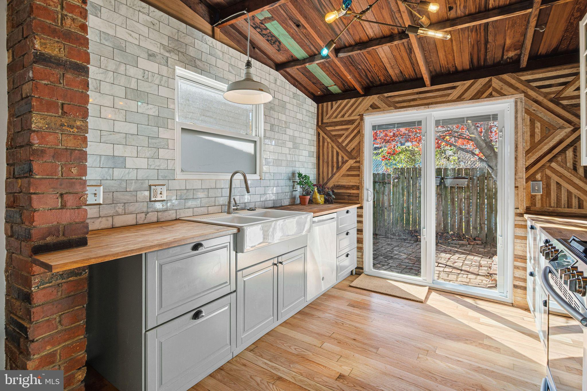 FISHTOWN - Residential