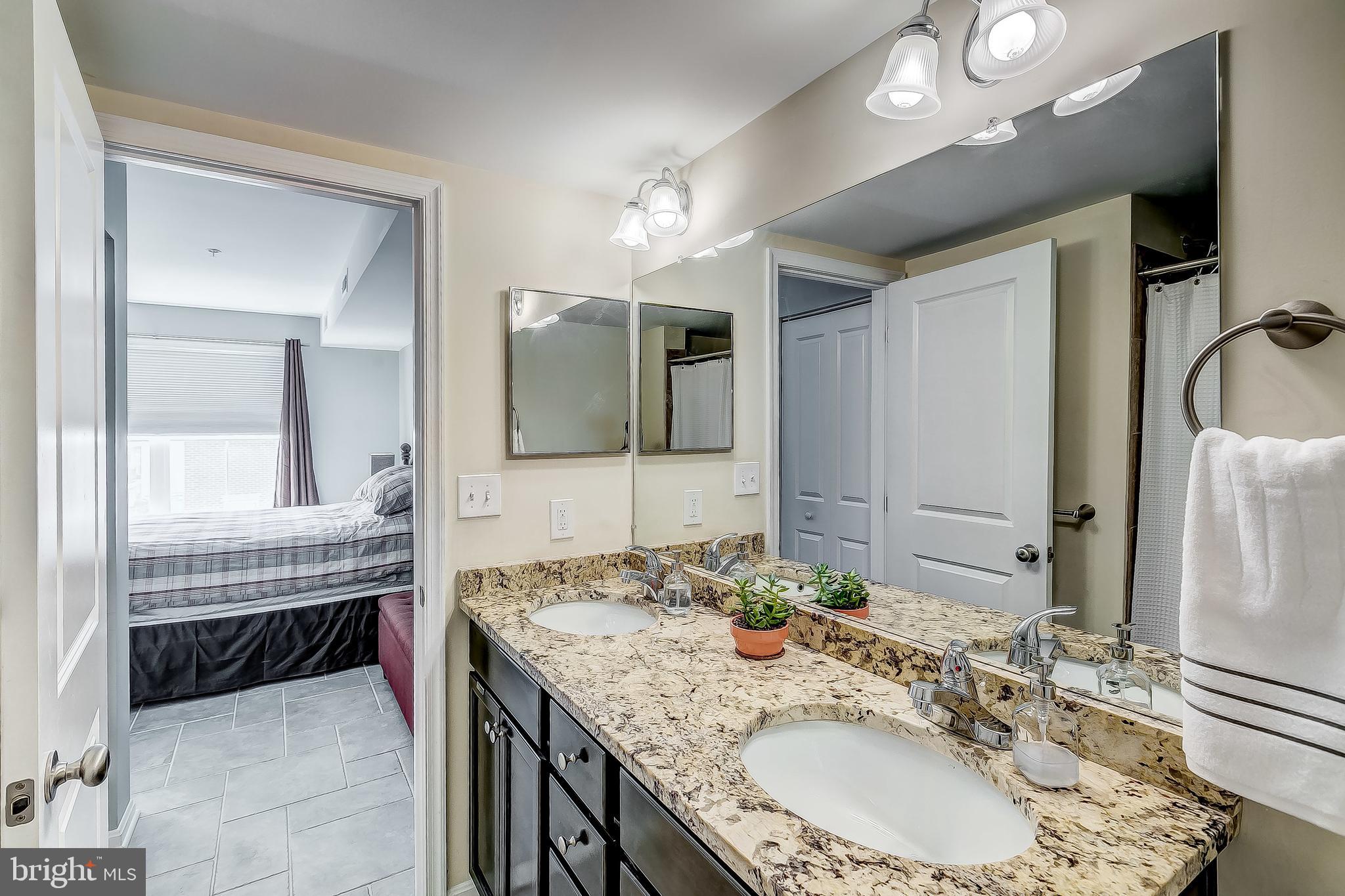 ATHENA SQUARE - Residential