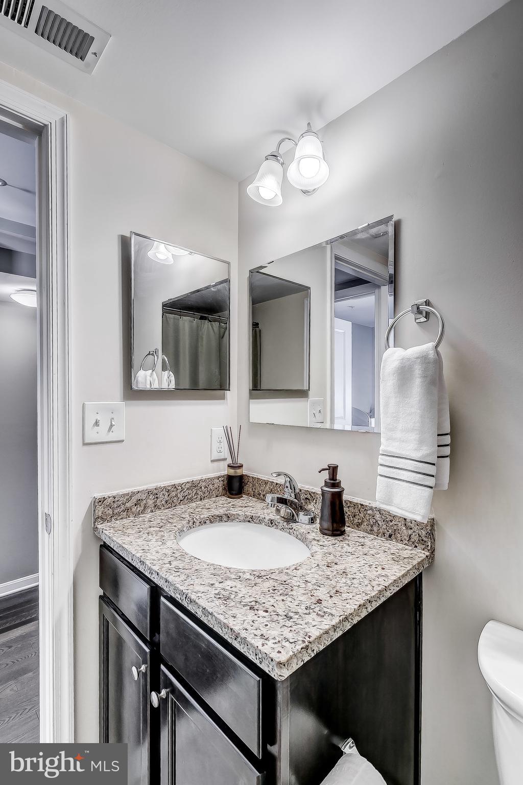 ATHENA SQUARE - Residential