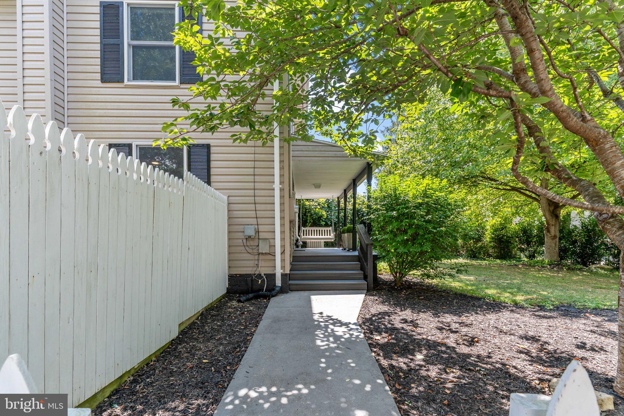 28 BENSON DRIVE