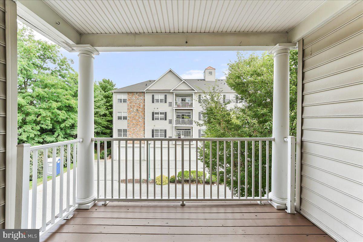 123 VICTORIA GARDENS DRIVE A