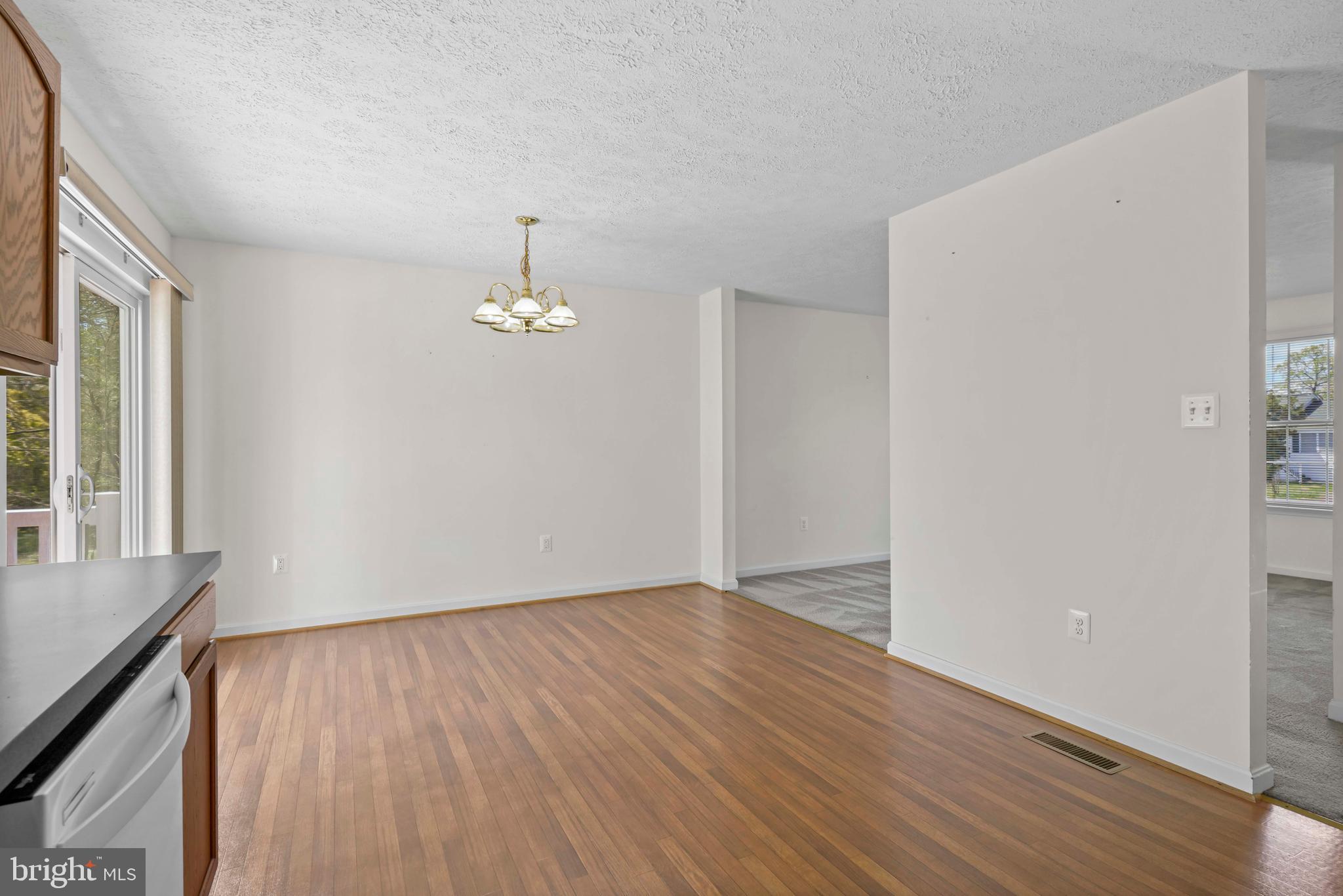 LONGVIEW - Residential