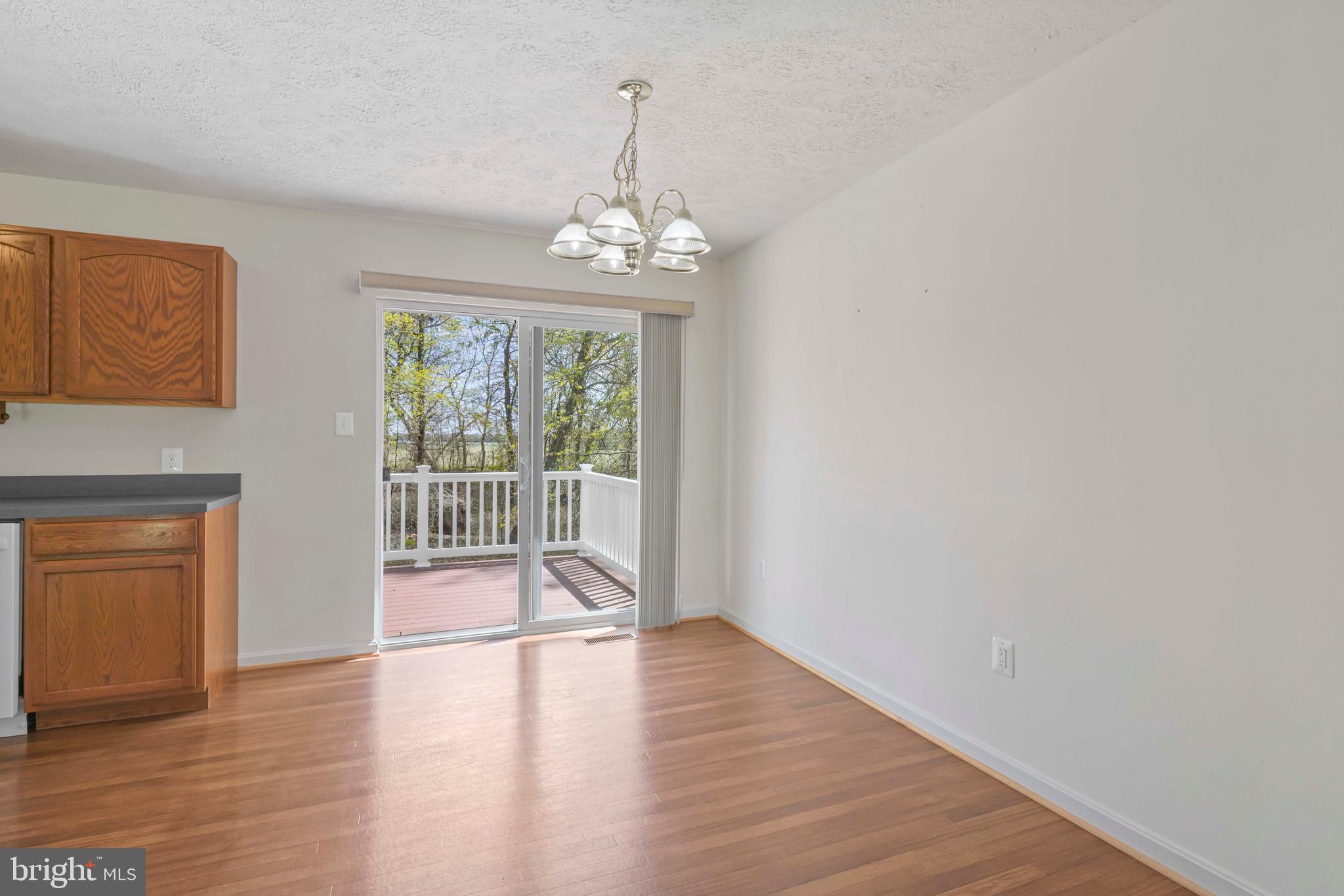 LONGVIEW - Residential