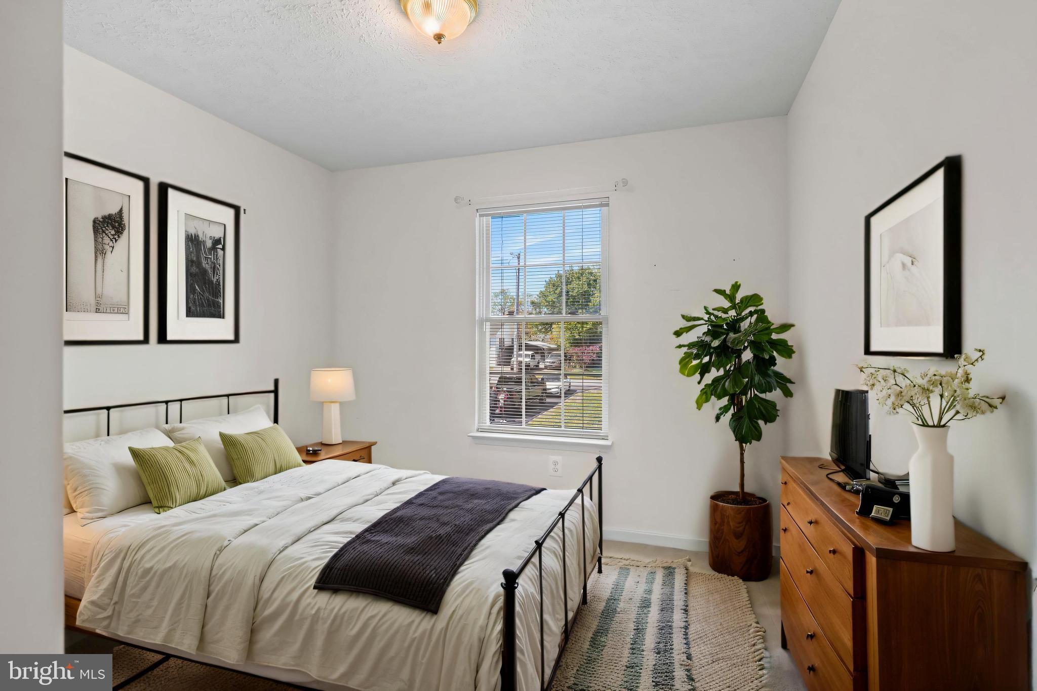 LONGVIEW - Residential