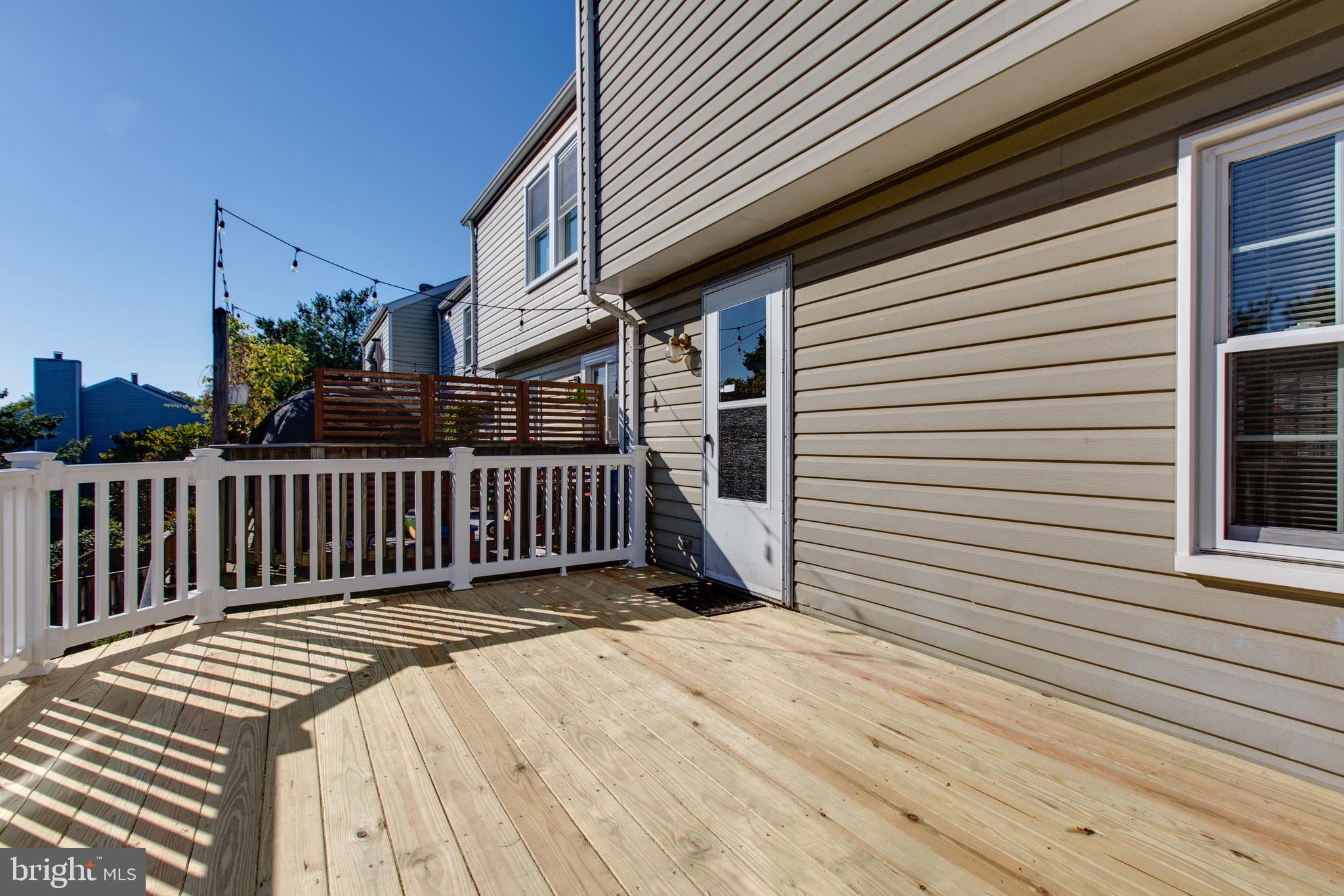 BRIGHTFIELD - Residential Lease