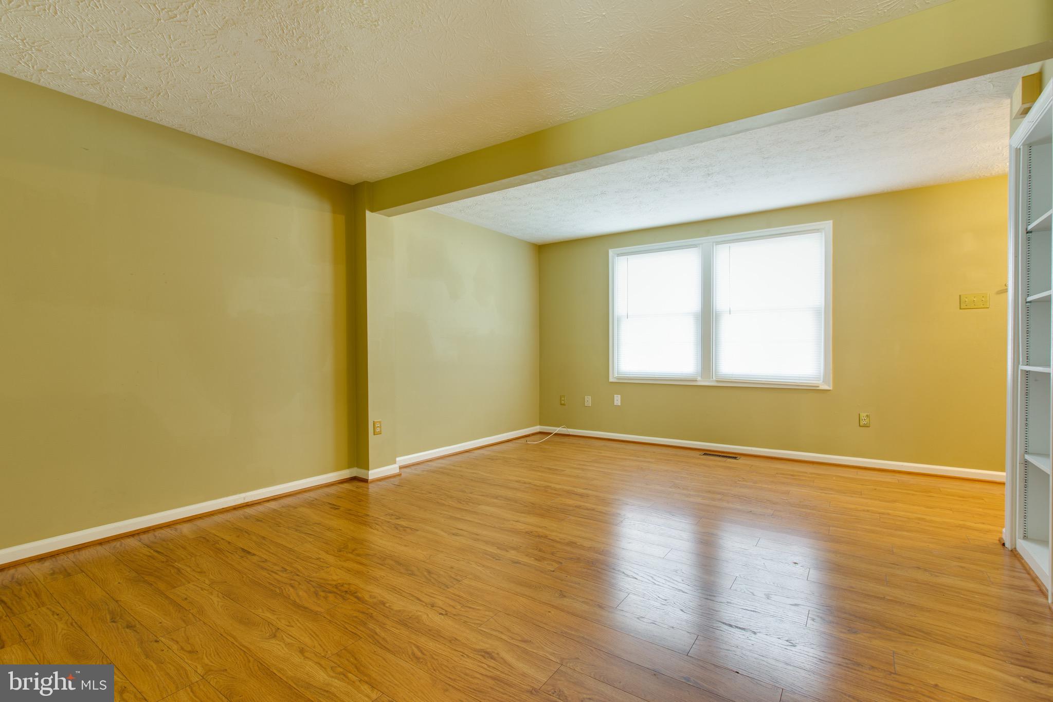 BRIGHTFIELD - Residential Lease