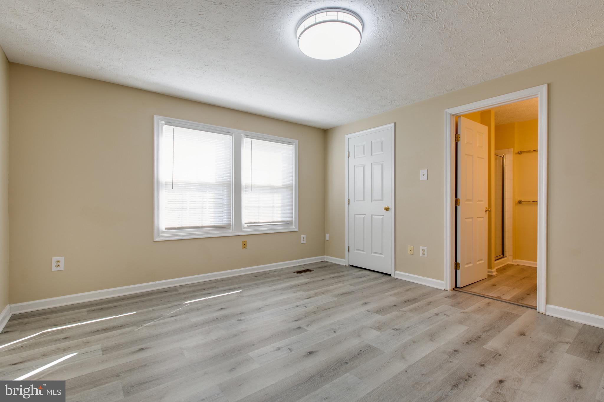 BRIGHTFIELD - Residential Lease