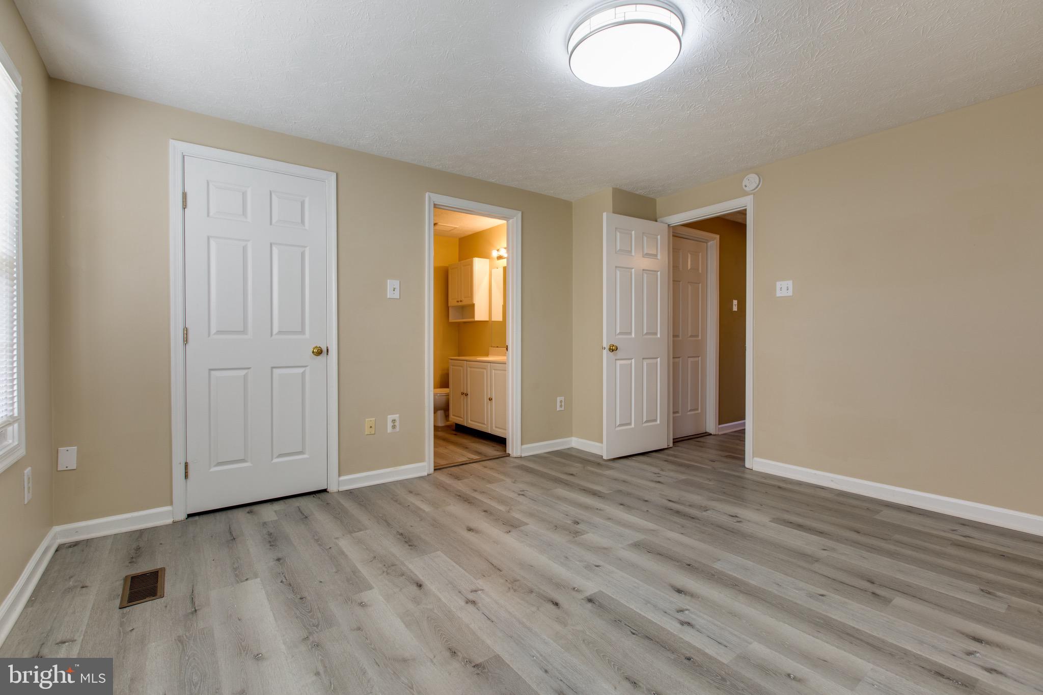 BRIGHTFIELD - Residential Lease