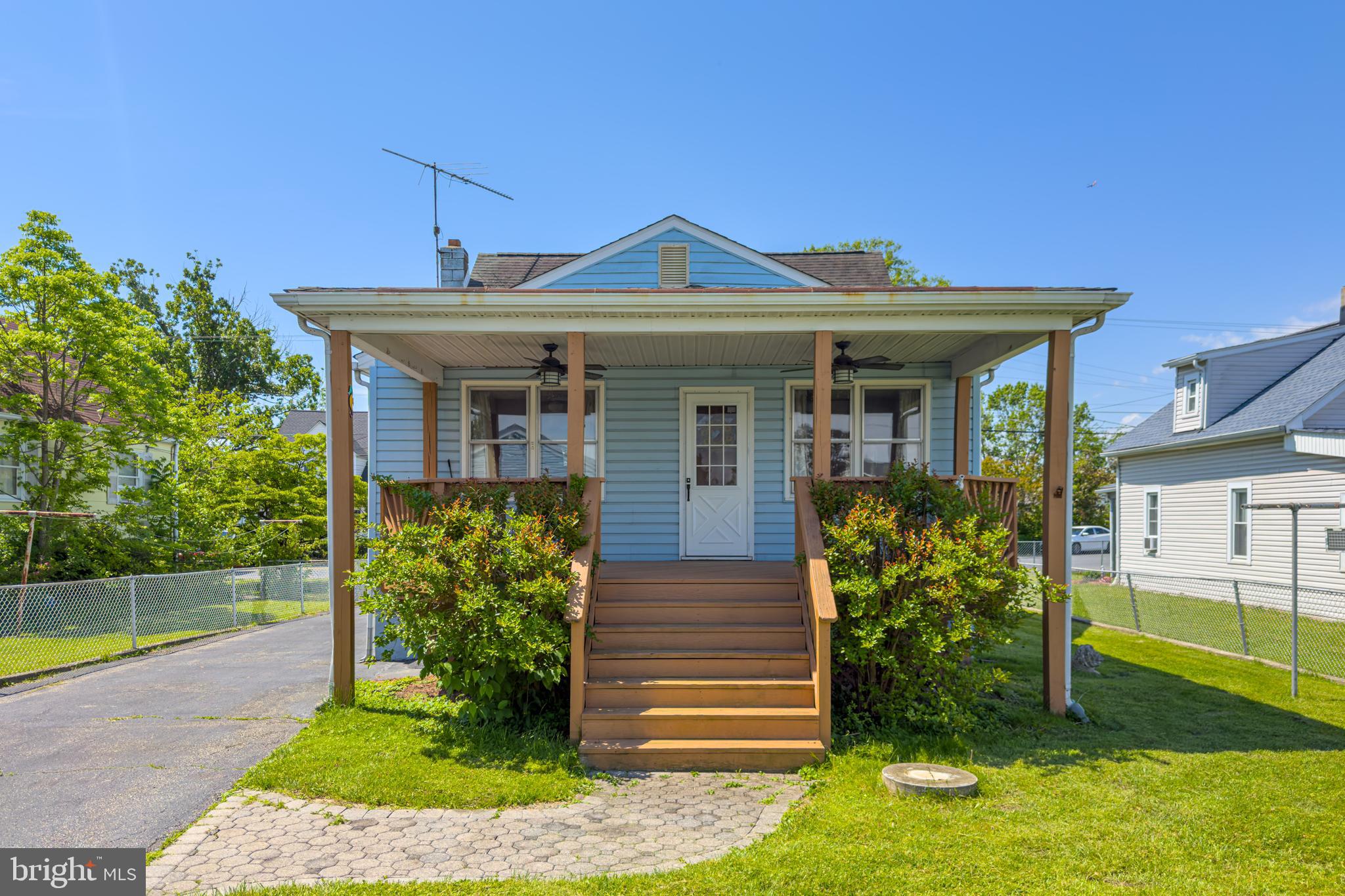 OAKLEIGH BEACH - Residential