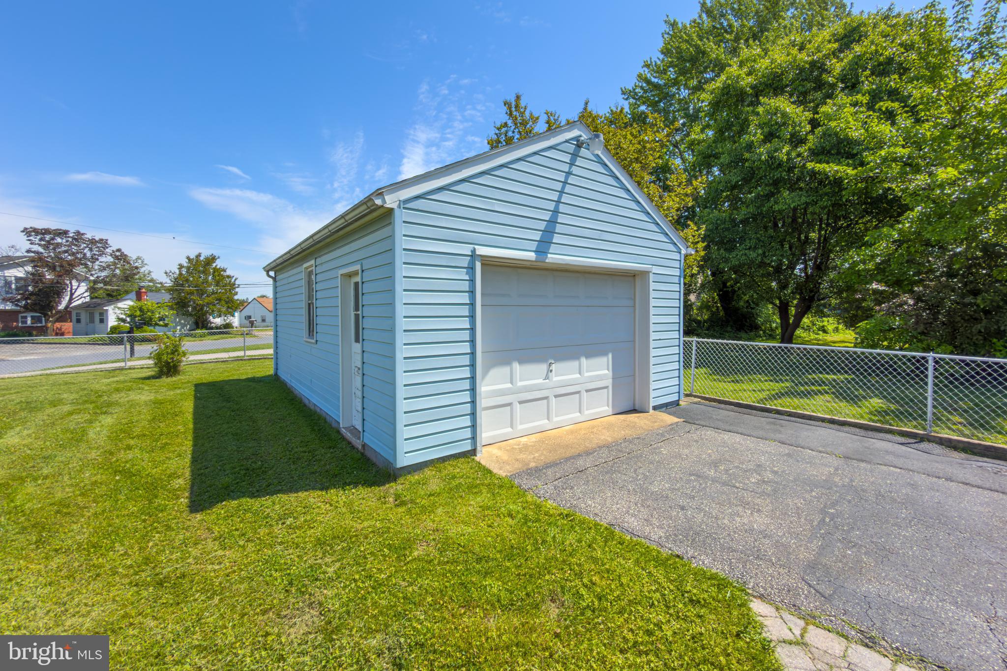 OAKLEIGH BEACH - Residential