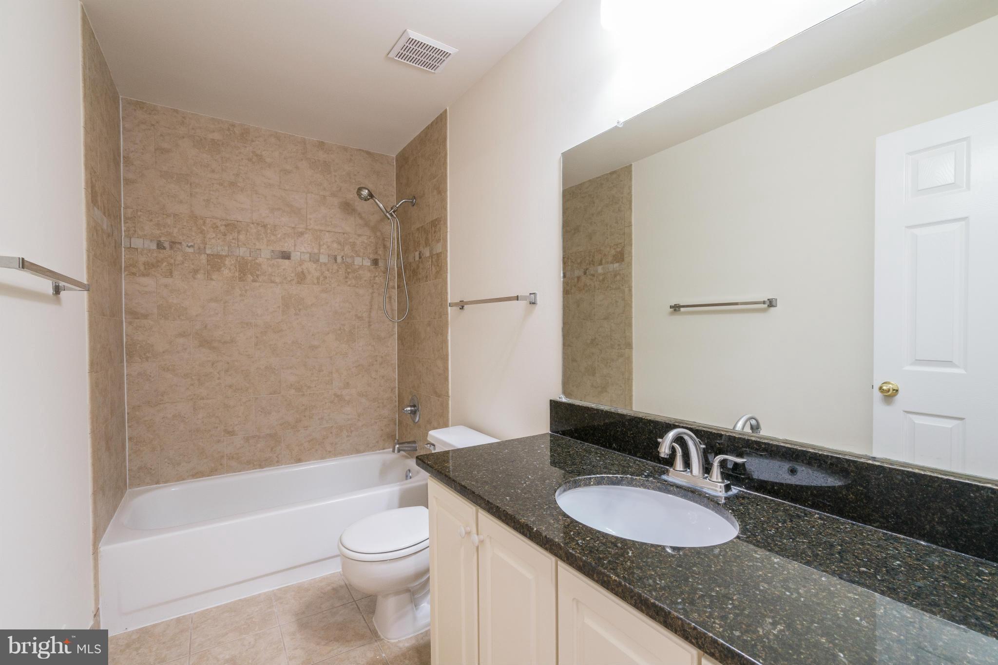 POTOMAC LAKES - Residential