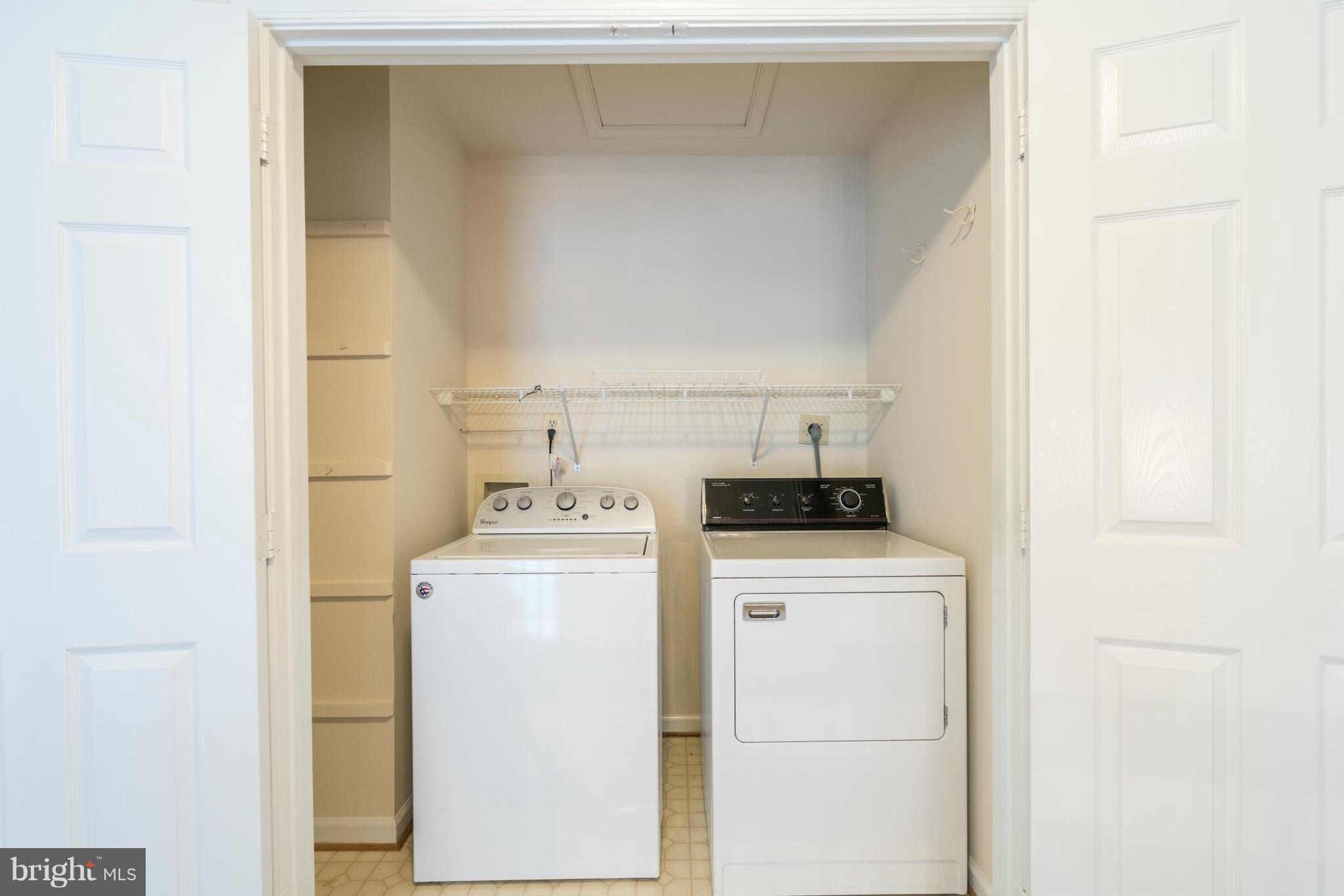 POTOMAC LAKES - Residential