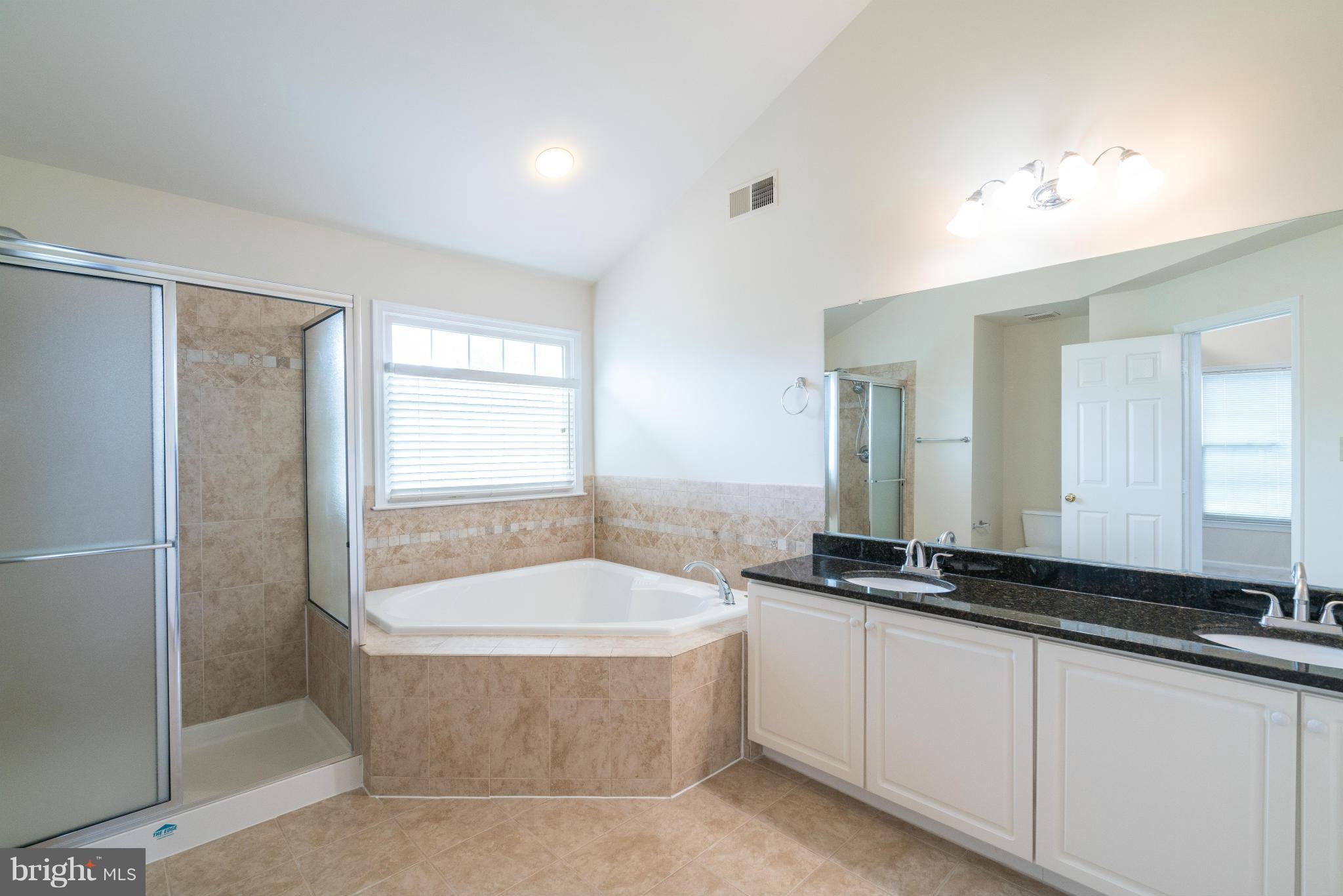 POTOMAC LAKES - Residential