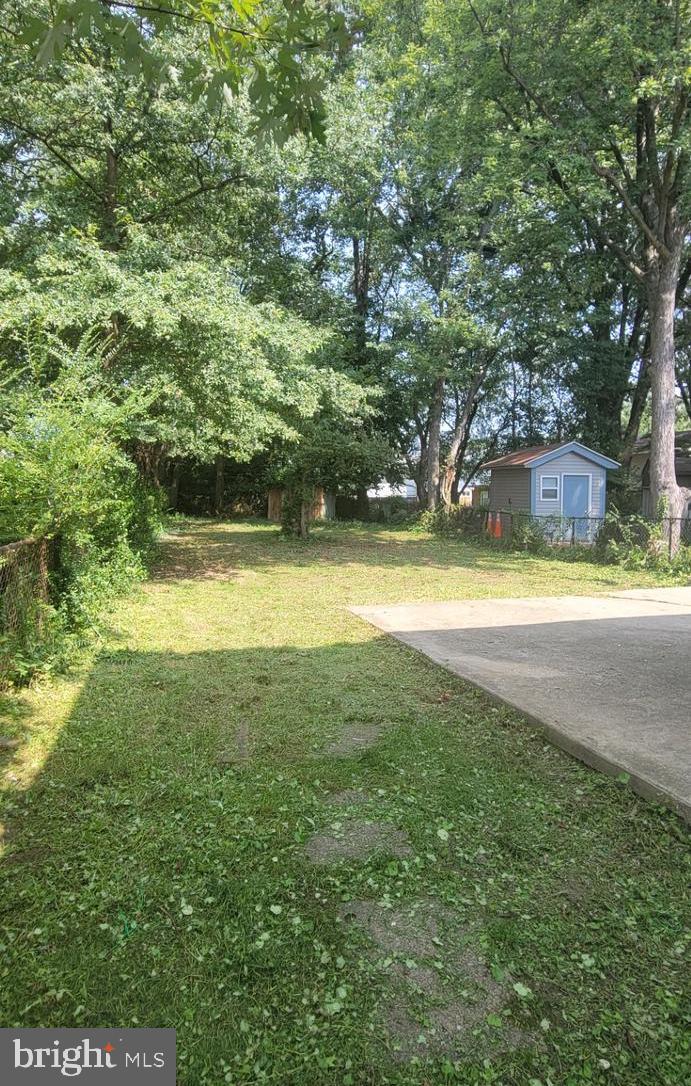 KENT VILLAGE - Residential Lease