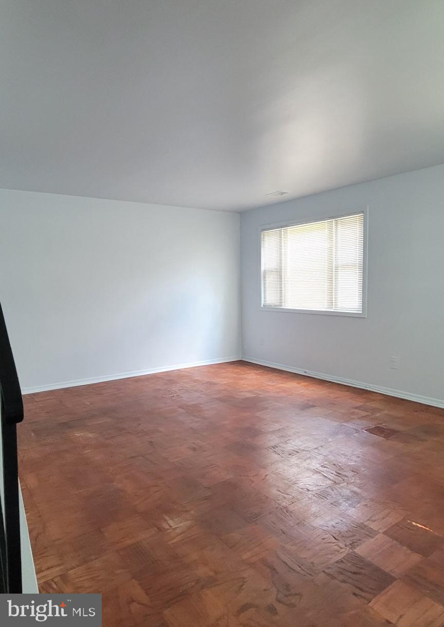 KENT VILLAGE - Residential Lease