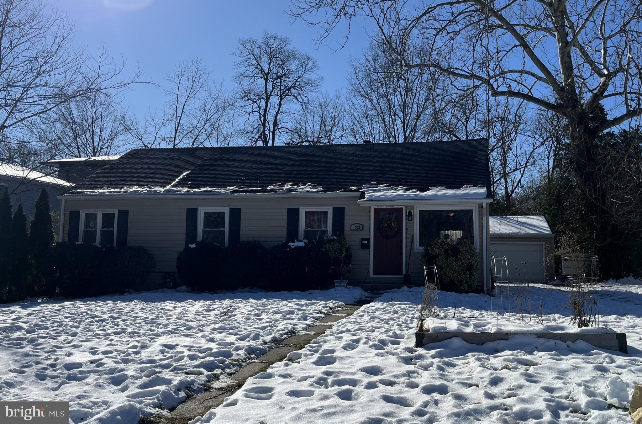 PIMMIT HILLS - Residential