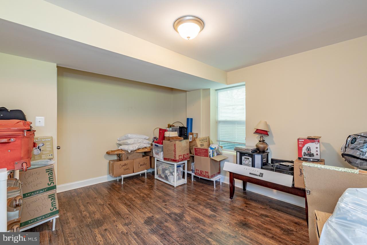 EARLY MANOR - Residential