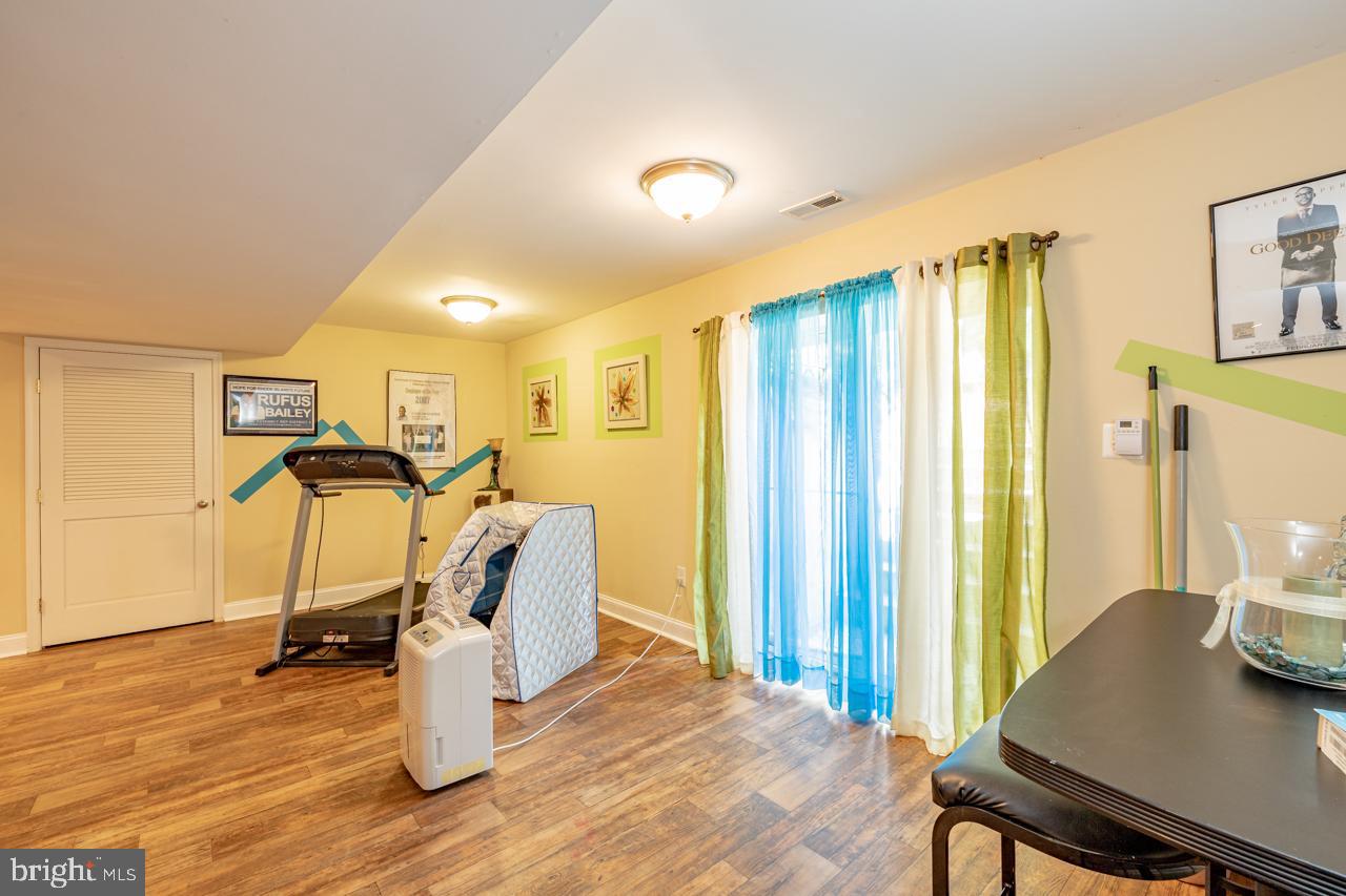 EARLY MANOR - Residential