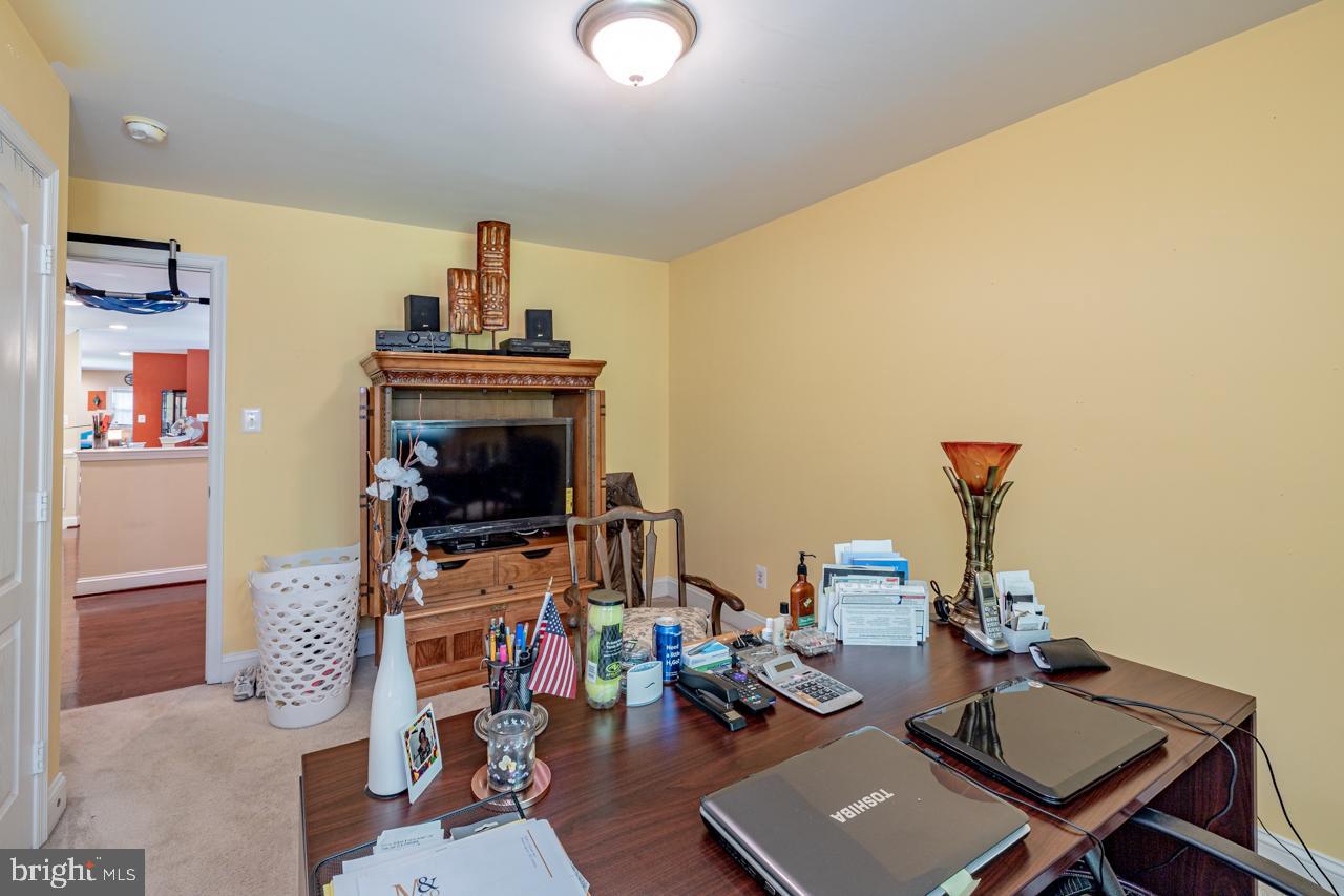 EARLY MANOR - Residential