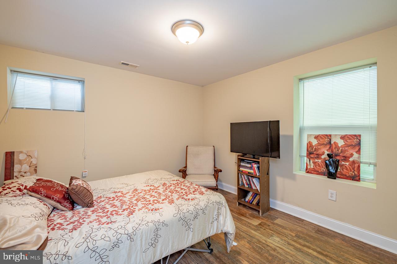 EARLY MANOR - Residential