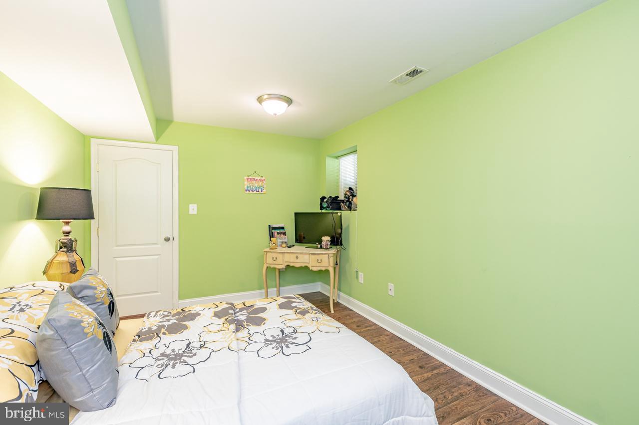 EARLY MANOR - Residential