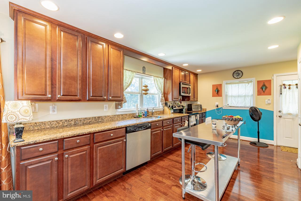 EARLY MANOR - Residential