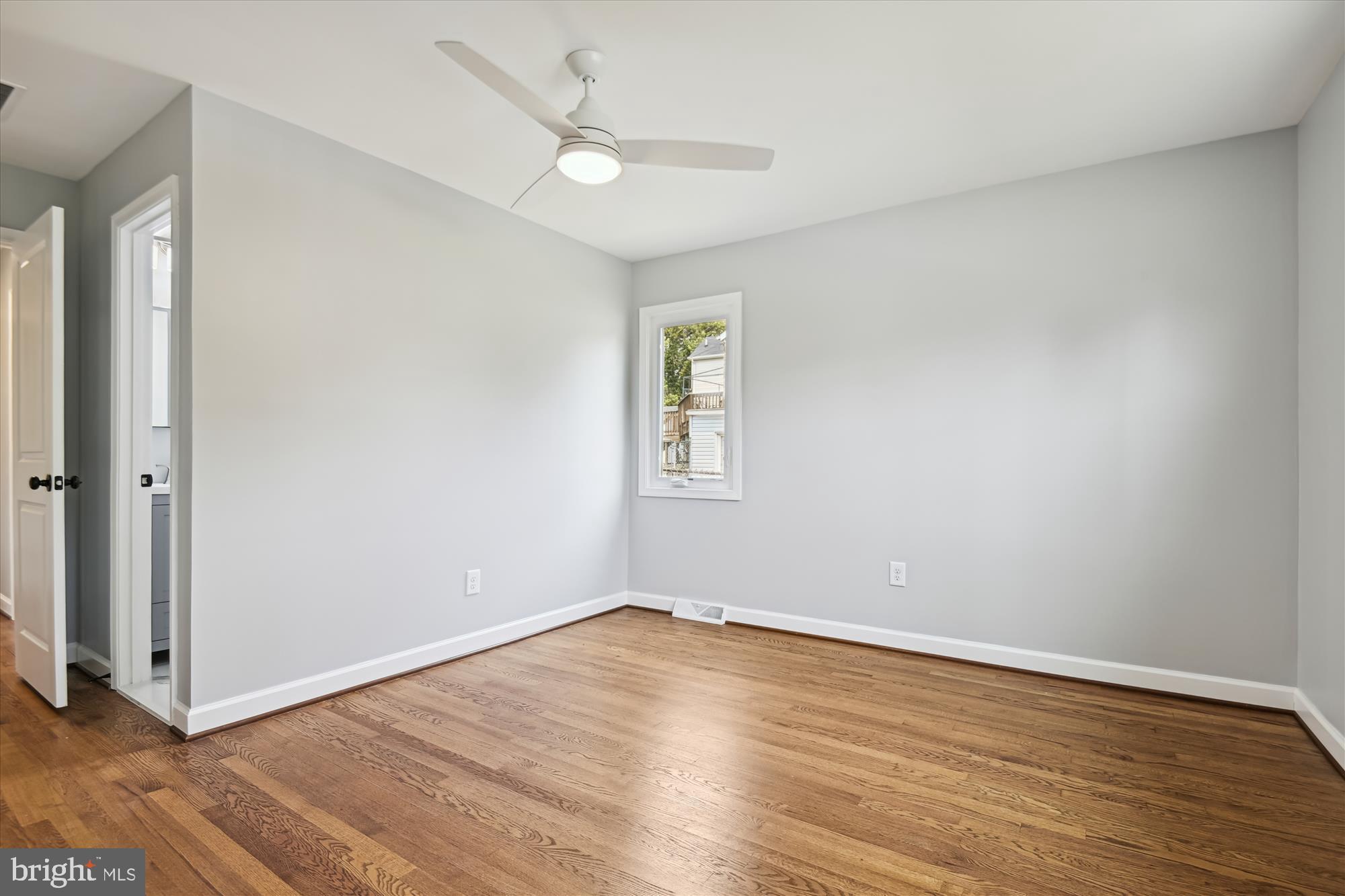 ROLAND TERRACE - Residential