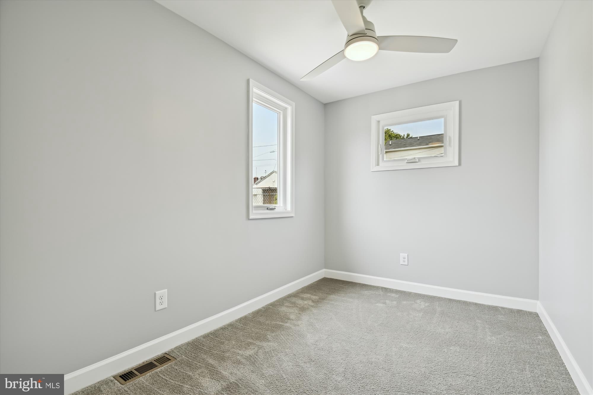 ROLAND TERRACE - Residential