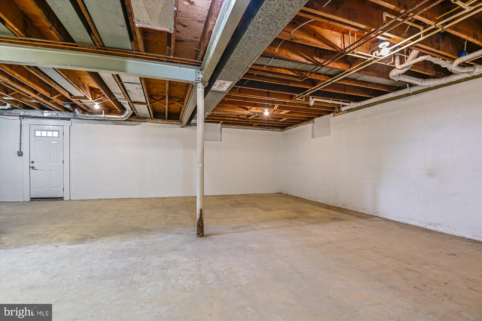 ROLAND TERRACE - Residential