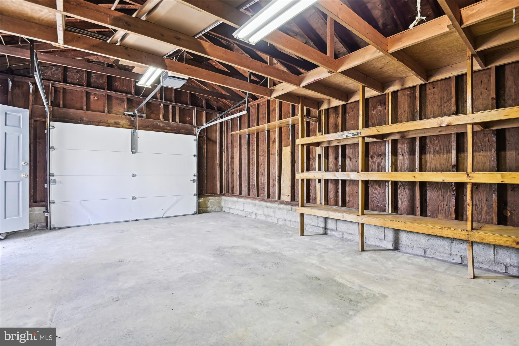 ROLAND TERRACE - Residential