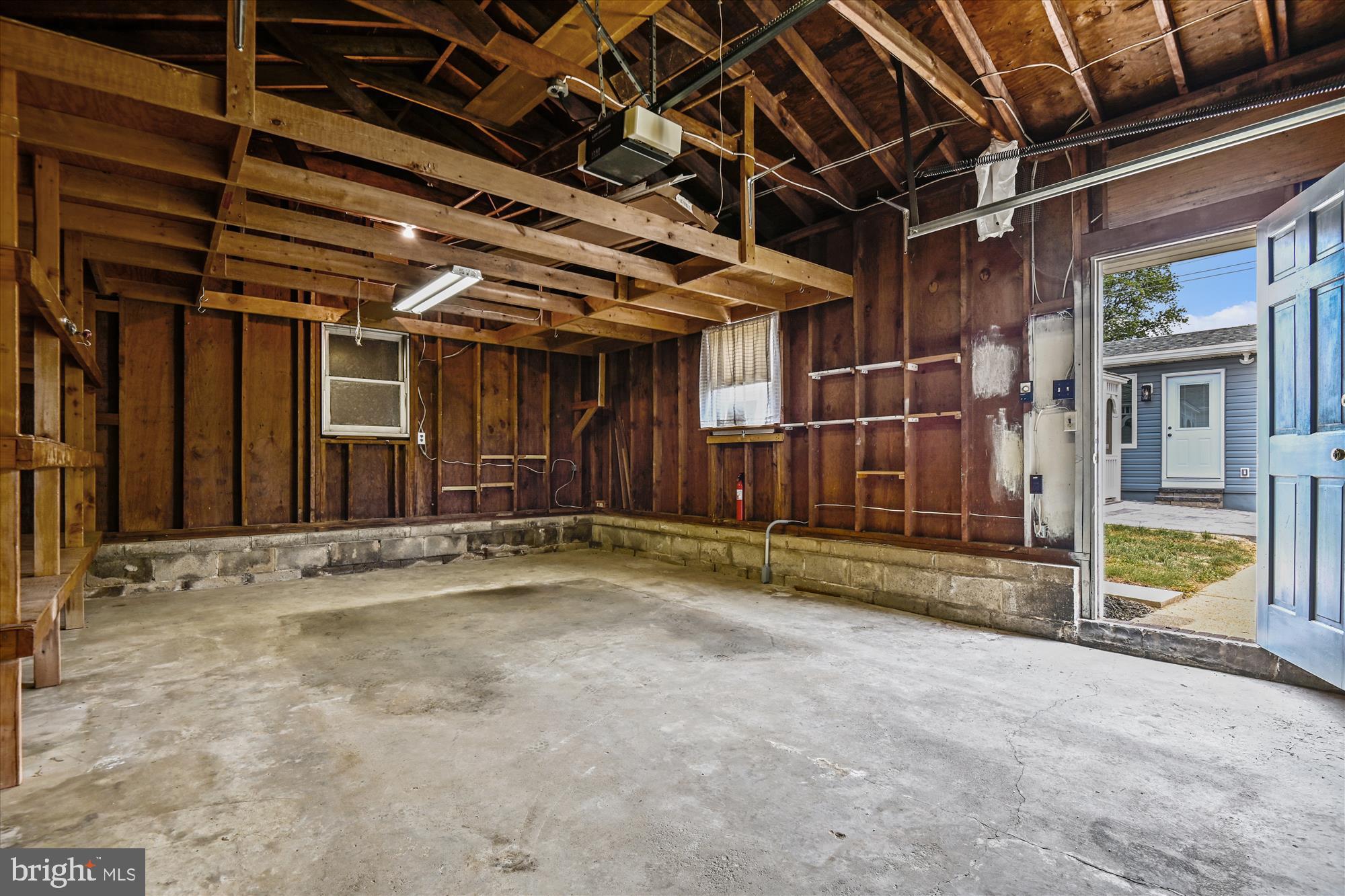 ROLAND TERRACE - Residential