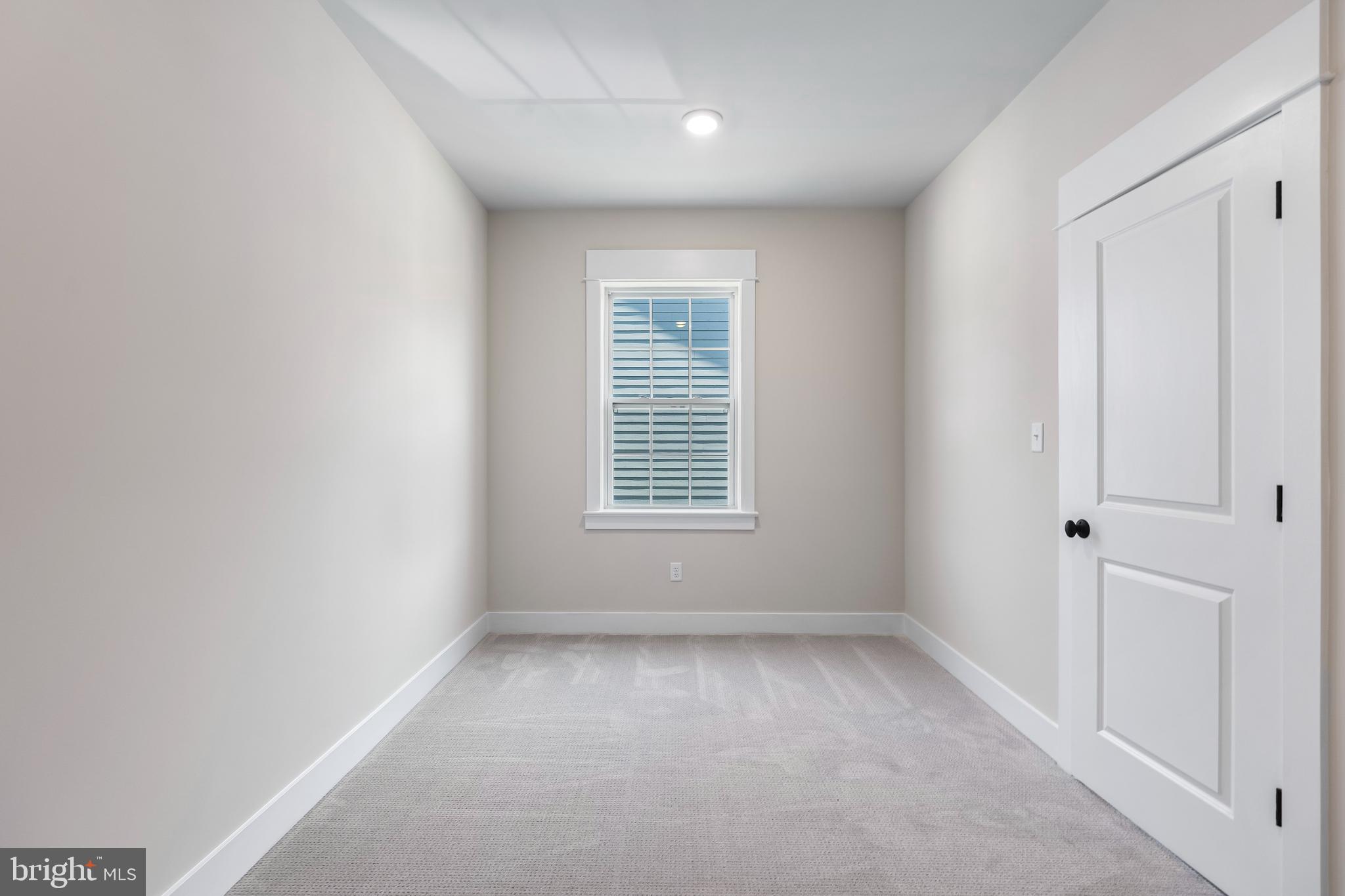 SPRING OAK - Residential