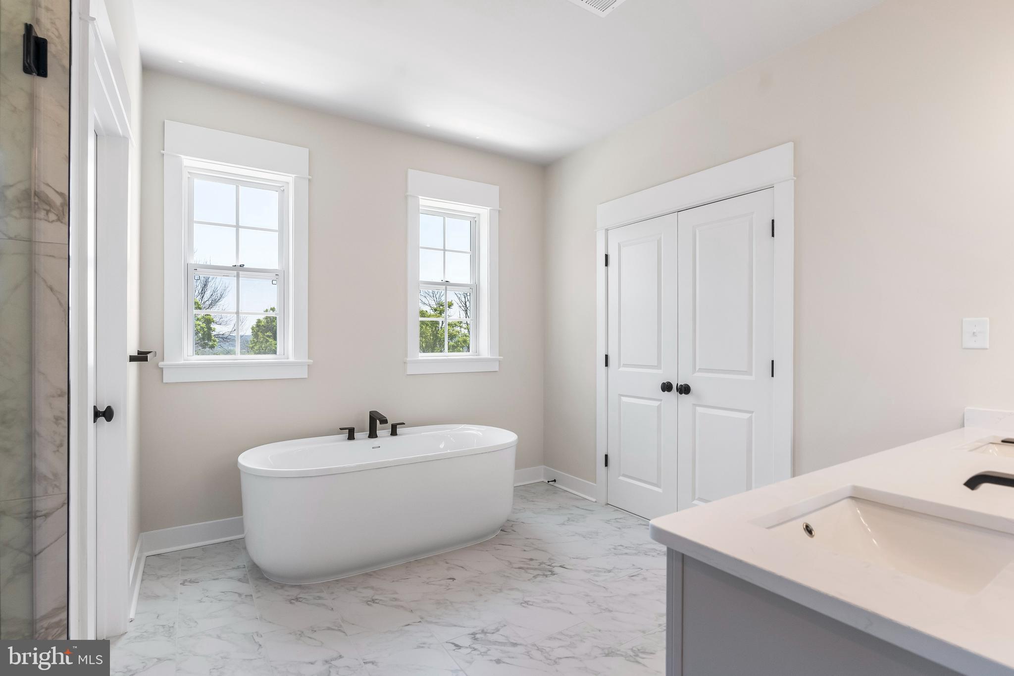 SPRING OAK - Residential